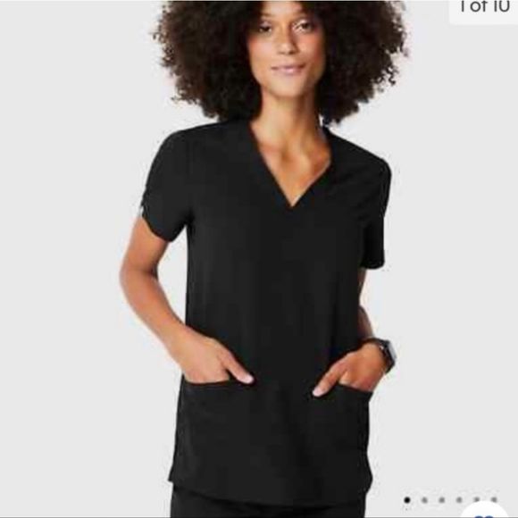 Figs Classic Black V-Neck Short Sleeve Top - Picture 10 of 12